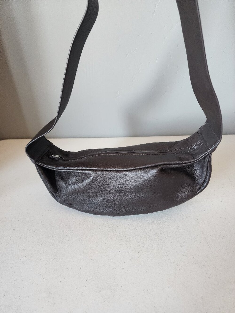 COS Sling Bag "EUC" - Picture 5 of 16